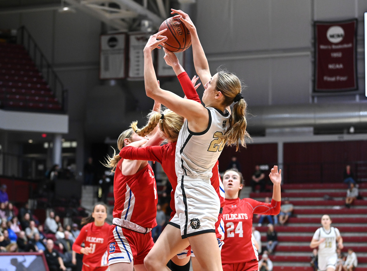 Archbishop Mitty vs St Ignatius CIF CCS Open Division Final February 23, 2024 Photo-Greg Jungferman41